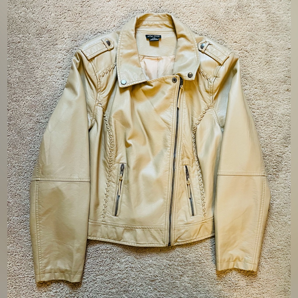 City Chic Jacket!